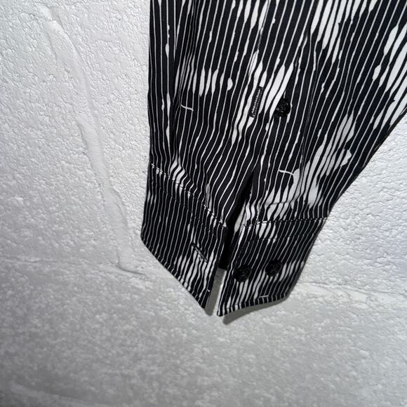 Hugo by Hugo Boss Men's Ermo Butterfly Patterned Shirt - Black medium $128 - Picture 8 of 11